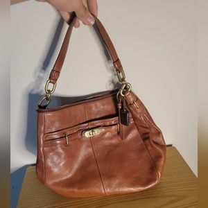 Coach Woman's Chelsea Ashlyn Leather Hobo Bag - Excellent Condition